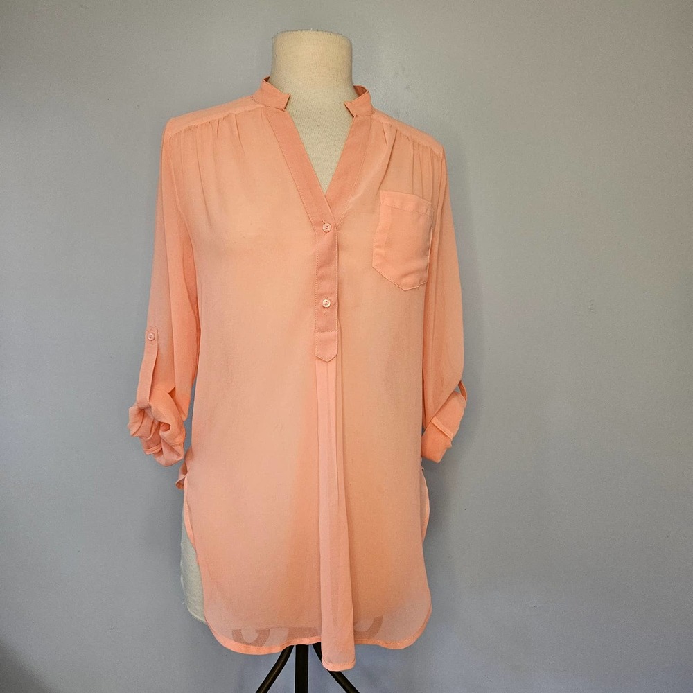 Sheer button-up NWT Francesca's Collections Size S